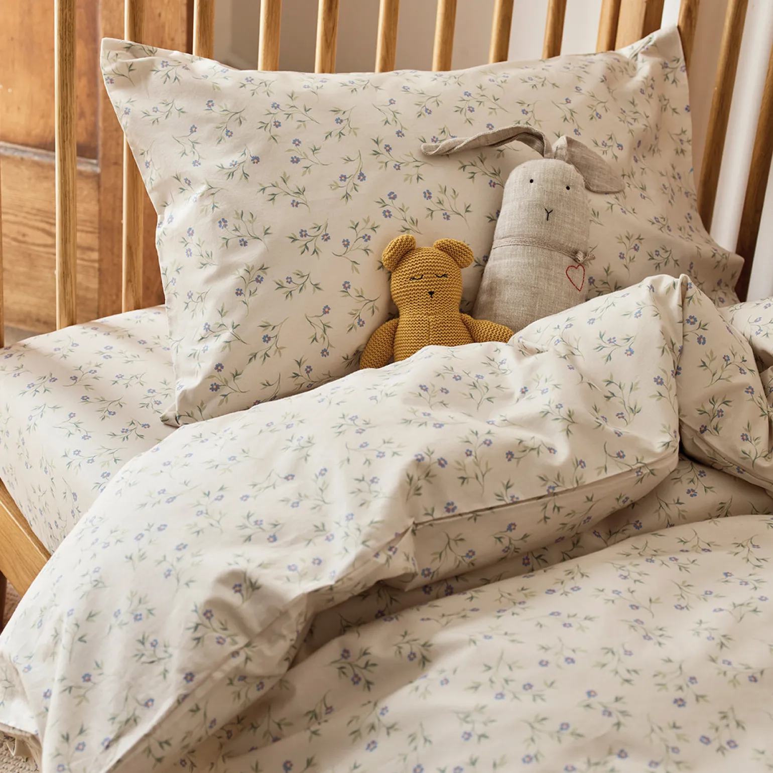 Cream Spring Sprig Kids Floral Cotton Bedding Set